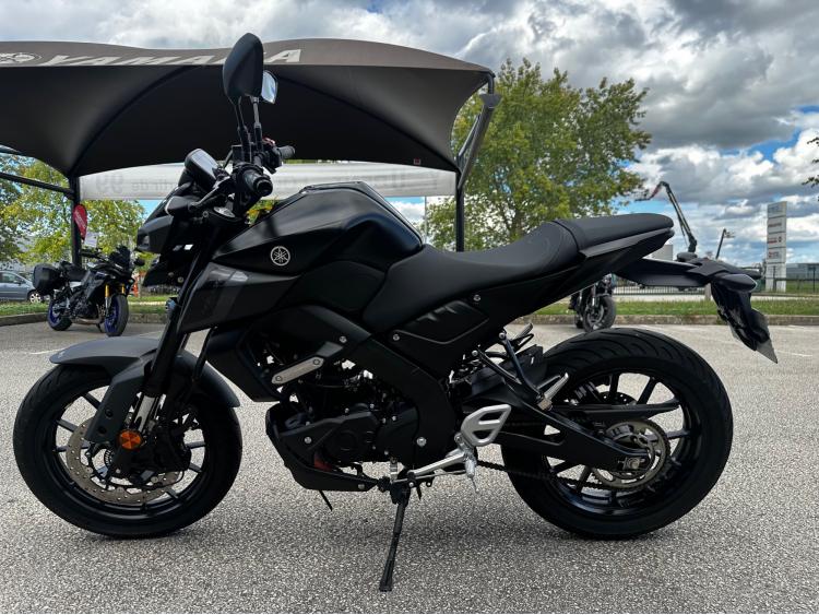 YAMAHA MT-125 / MT125