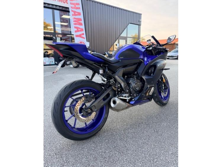 YAMAHA YZF-R7 / R7