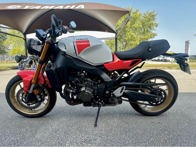 YAMAHA XSR 900 / XSR900 / XSR-900