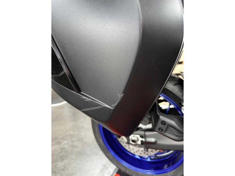 YAMAHA TRACER 9 GT rabaissée