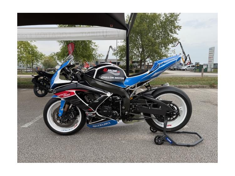 SUZUKI GSX-R 600