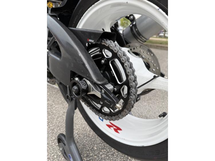 SUZUKI GSX-R 600