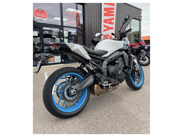 YAMAHA MT-09 / MT09
