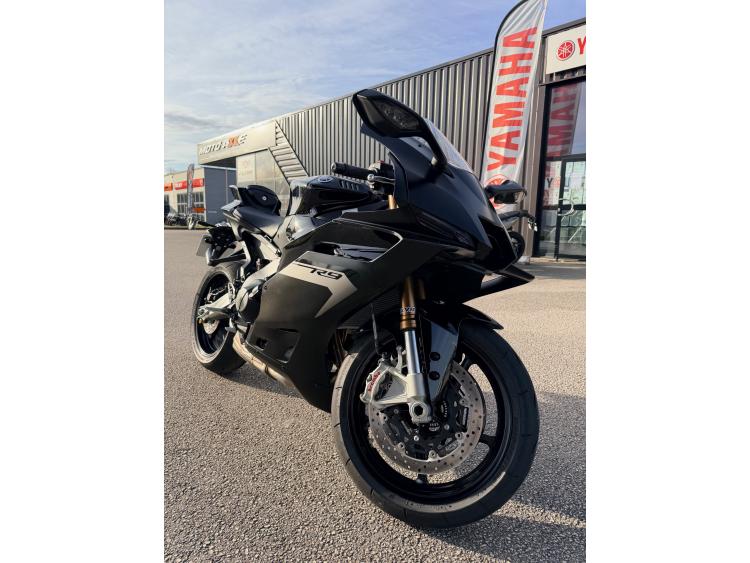 YAMAHA YZF-R9 / R9