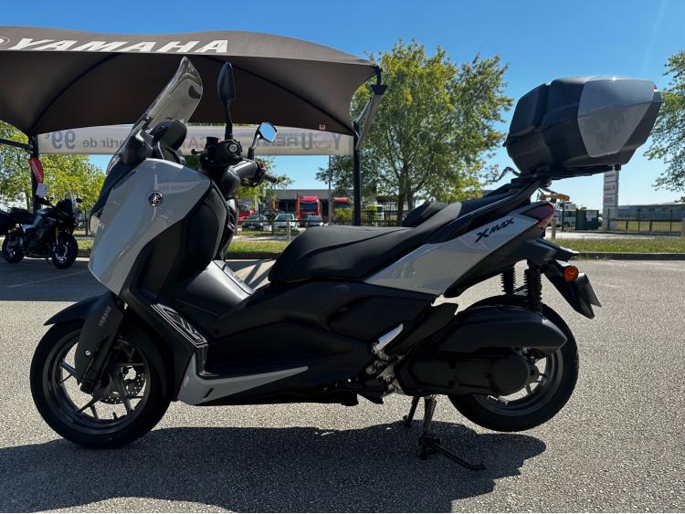 YAMAHA XMAX 125 TECH MAX + 