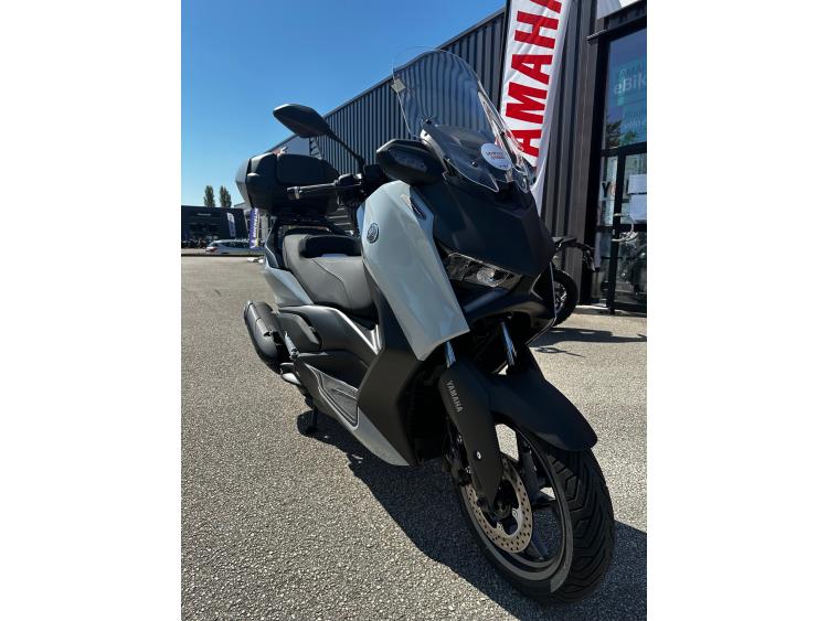 YAMAHA XMAX 125 TECH MAX + 