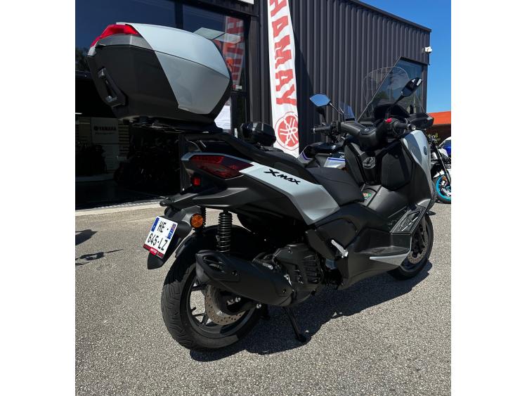 YAMAHA XMAX 125 TECH MAX + 
