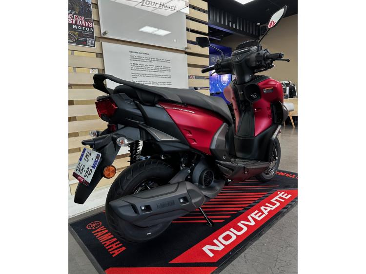 YAMAHA RayZR 125
